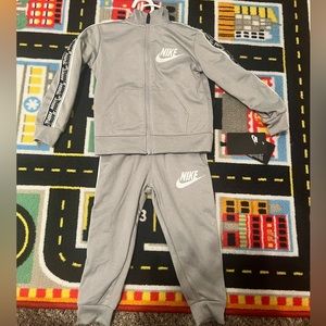 Toddler Nike Sweatsuit